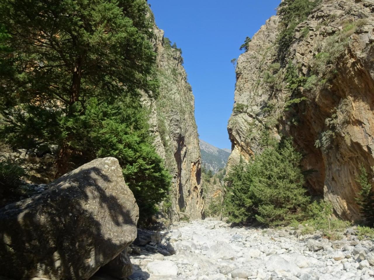 Gigilos Айя-Румели Экстерьер фото
